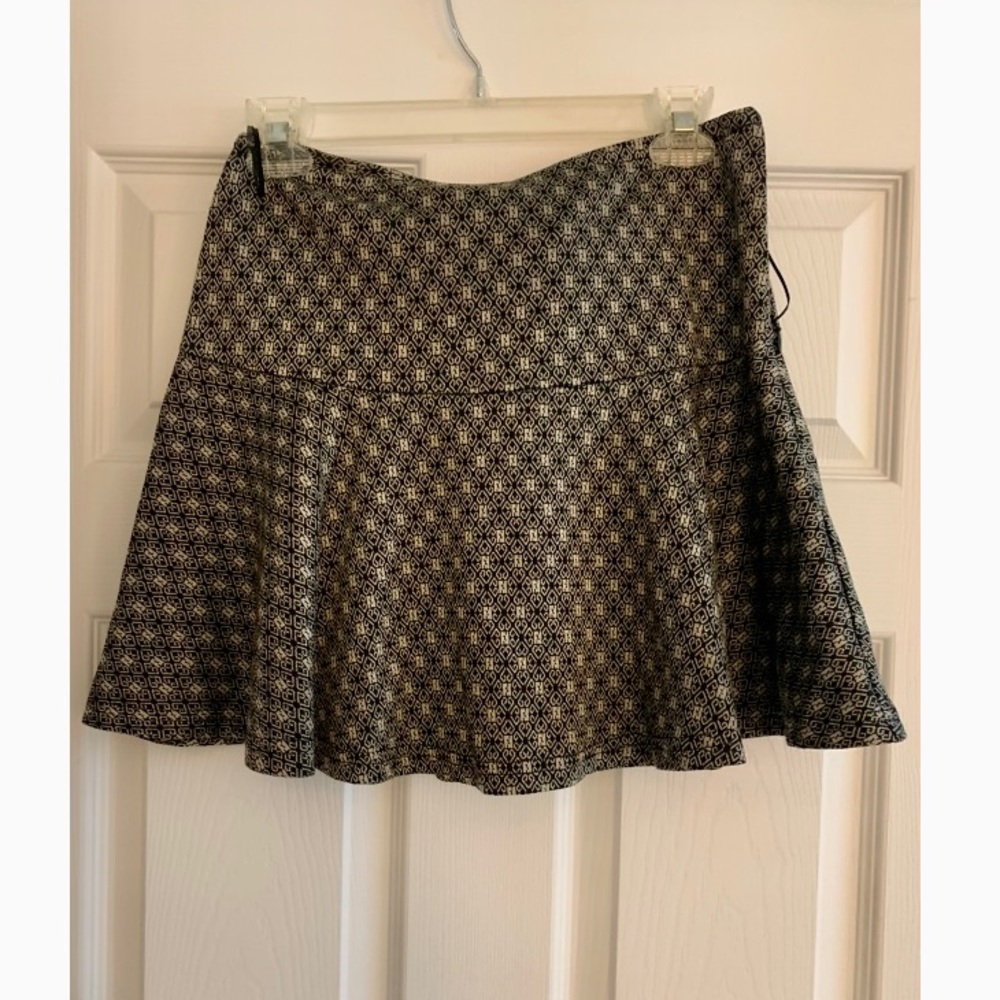 Printed flowy skirt